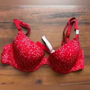 New Victoria’s Secret Bra, 36B, Valentine’s hearts! 💕